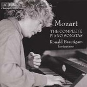 Album artwork for Mozart : The Complete Piano Sonatas